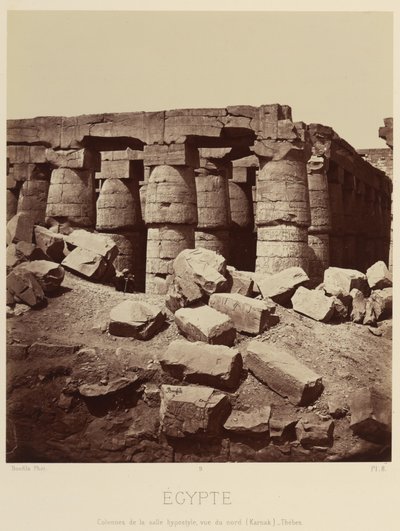 Kolumny sali hypostylowej, widok od północy. [Karnak, Teby] autorstwa Félix Bonfils