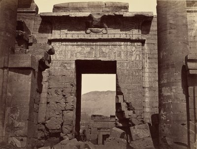Detale bramy wejściowej do świątyni, Medinet Habu autorstwa Félix Bonfils