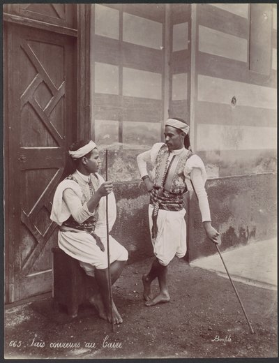 Biegacze w Kairze autorstwa Félix Bonfils