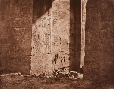 Pierwszy pylon - francuski napis wyryty na wschodnim strzelnicy w punkcie H, wyspa Fila (Philae) autorstwa Félix Teynard