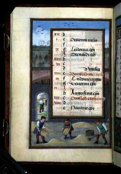 Ms 1058-1975 f8v Przesiewanie kukurydzy w stodole, oświetlona strona kalendarza na sierpień, z Księgi godzin, ok. 1500 (welin) autorstwa Flemish School