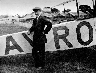 Aerial Derby: pilot Avro, pan FP Raynham, 1913 1934. autorstwa Flight Photo