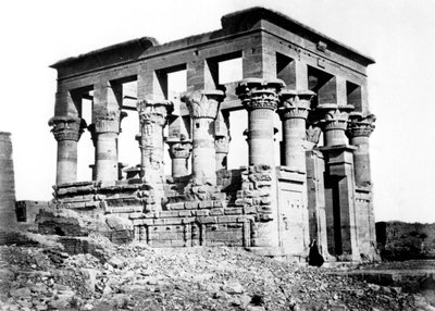 Trajans Kiosk w Philae, Nubia, Egipt, 1878 autorstwa Félix Bonfils