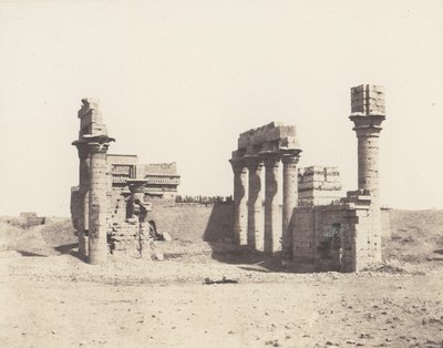 Erment Hermonthis, Vue Générale des Ruines -Temple et Mammisi, 1851-52, wydrukowany w latach 1853-54. autorstwa Félix Teynard
