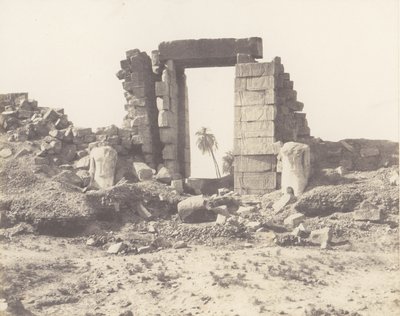 Teby Karnackie, Pierwszy Pylon - Ruiny Bramy i Kolosy, ..., 1851-52, druk 1853-54. autorstwa Félix Teynard