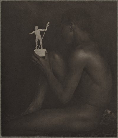 Heban i kość słoniowa, 1899 (zdjęcie) autorstwa Forshaw Day