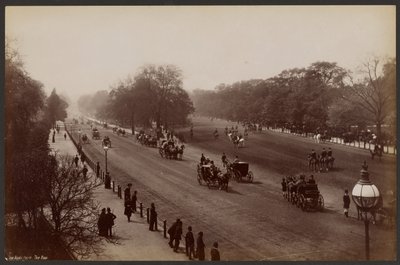 Hyde Park, The Row autorstwa Francis Frith
