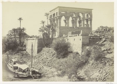 Kiosk Trajana na wyspie Philae na Nilu Łóżko faraona, wyspa Philae (tytuł na obiekcie) autorstwa Francis Frith