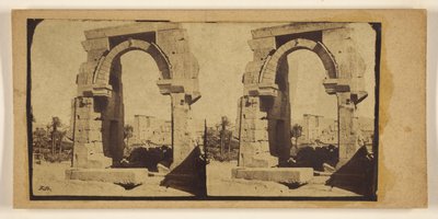 [Römischer Bogen auf der Insel Biggs.] autorstwa Francis Frith