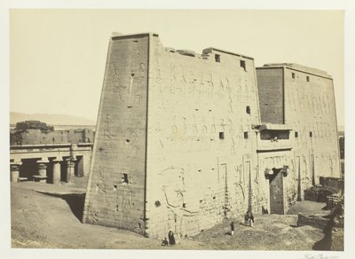 Wielki Pylon w Edfou, Górny Egipt, 1857. autorstwa Francis Frith