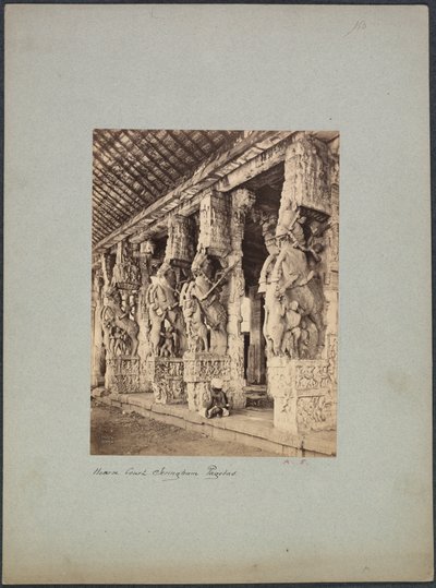 Trichinopoly Horse Court autorstwa Francis Frith and Co.
