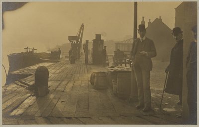 [Doki Whitby] autorstwa Frank Meadow Sutcliffe