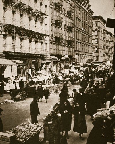 Targ uliczny na Orchard Street, Lower East Side, Nowy Jork, USA, początek lat 30. autorstwa Frederick Bradley