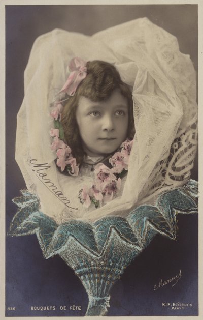 Młoda dziewczyna w welonie przedstawiona jako bukiet kwiatów (podbarwiony fotokolaż) autorstwa French Photographer