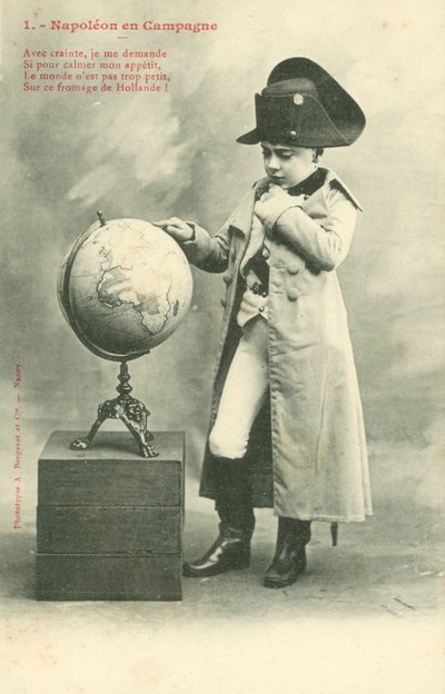 Chłopiec przebrany za Napoleona autorstwa French Photographer