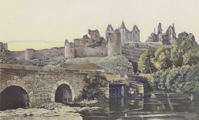 Bressuire, Ruiny Zamku, Zewnątrz, S O Widok autorstwa French Photographer