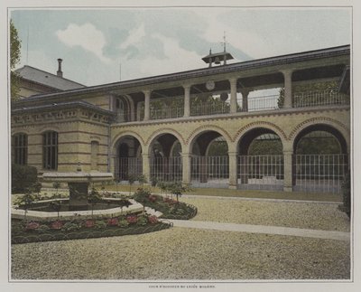Dziedziniec Lycee Moliere, Paryż (zdjęcie kolorowe) autorstwa French Photographer