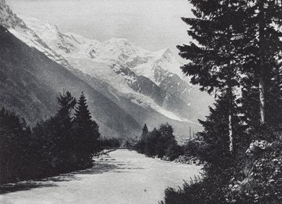 Okolice Chamonix (zdjęcie czarno-białe) autorstwa French Photographer