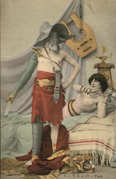 Gladiator i kobieta w łóżku (kolorowe zdjęcie) autorstwa French Photographer