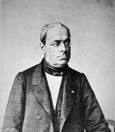 Jules Dupuit (1804-66) ok. 1860 (zdjęcie czarno-białe) autorstwa French Photographer