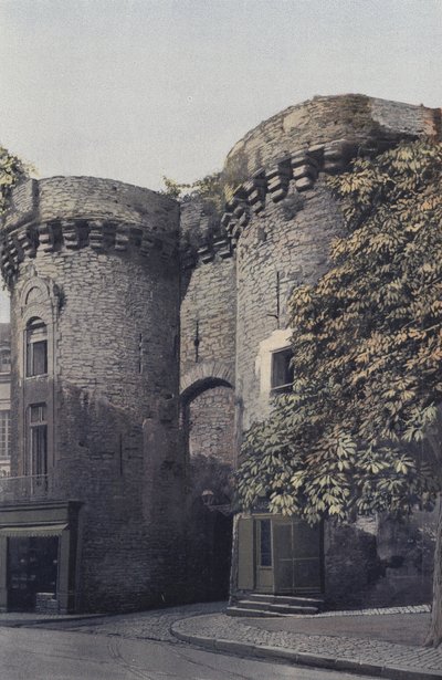 Laval, Porte Beucheresse, Cote S O autorstwa French Photographer