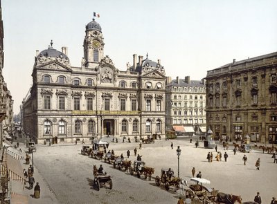 Ratusz w Lyonie z Place de Terreaux, 1890-1900 autorstwa French Photographer