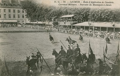 Parada w Szkole Kawalerii w Saumur. Pocztówka wysłana w 1913 roku. autorstwa French Photographer