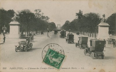 Paryż - Avenue des Champs-Elysees. Pocztówka wysłana w 1913 roku. autorstwa French Photographer