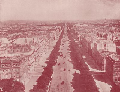 Paryż: Perspektywa Pól Elizejskich (zdjęcie czarno-białe) autorstwa French Photographer