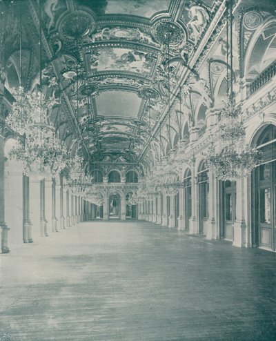 Paryż: Sala Balowa, Hotel de Ville (zdjęcie czarno-białe) autorstwa French Photographer