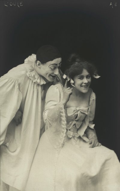 Pierrot (zdjęcie czarno-białe) autorstwa French Photographer