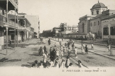 Port-Said, Egipt: Ulica Lesseps (zdjęcie czarno-białe) autorstwa French Photographer