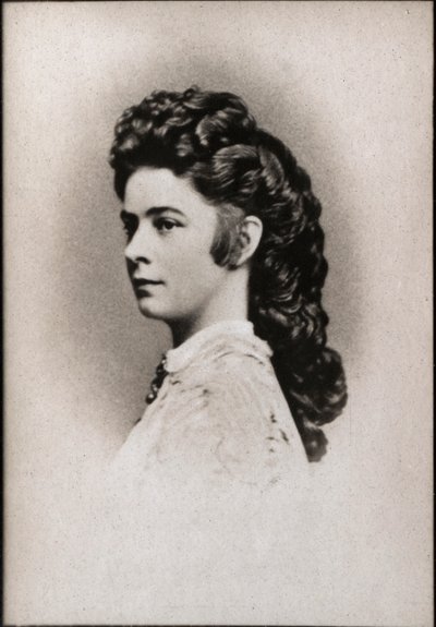 Portret Elżbiety Austriackiej zwanej Sissi (1837-1898), cesarzowej Austrii i królowej Węgier. autorstwa French Photographer