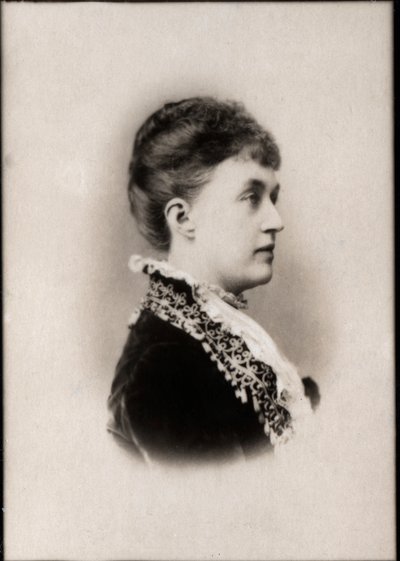 Portret księżnej Adelheid Marie z Anhalt Dessau (1833-1916), wielkiej księżnej Luksemburga. autorstwa French Photographer