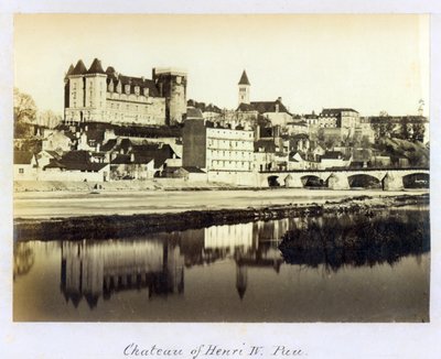 Pocztówka przedstawiająca zamek królewski w Pau, w którym urodził się król Henryk IV z Francji i Nawarry 13 grudnia 1553 r. 1900 autorstwa French Photographer
