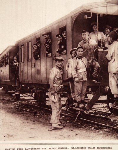 Zaczynając od Cantonments for Havre Arsenal: Indochińscy kulisy amunicji, ilustracja z The Illustrated War News, wrzesień 1916 (zdjęcie w sepii) autorstwa French Photographer