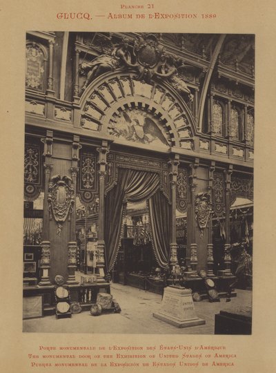 Monumentalne drzwi Wystawy Stanów Zjednoczonych Ameryki autorstwa French Photographer