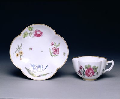 Filiżanka i spodek, Vincennes, ok. 1745-52 (porcelana) autorstwa French School