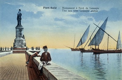 Pocztówka Port Said. Pomnik poświęcony Fernandowi de Lesseps z widokiem na port i morze. Około 1900 (pocztówka) autorstwa French School