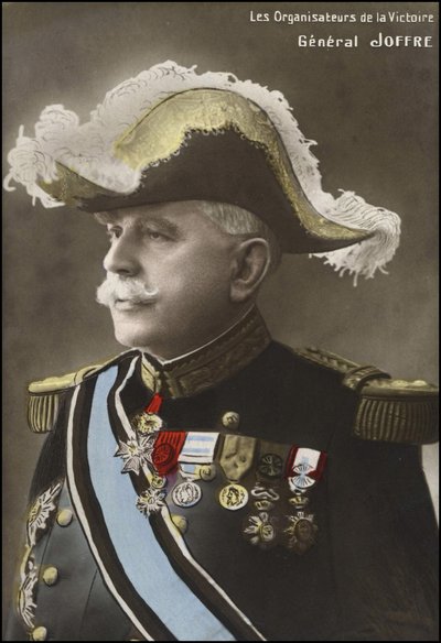 Portret generała Josepha Joffre (1852 - 1931). autorstwa French School
