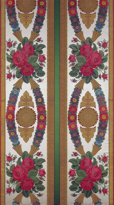 Tkanina z girlandami stokrotek i bukietami róż autorstwa Cousin and Bony, Bissardon, Lyon, 1811 (haftowana satyna) autorstwa French School