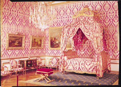 Sypialnia delfina z łóżkiem Madame de Seran, styl Ludwika XV, 1729-74 autorstwa French School