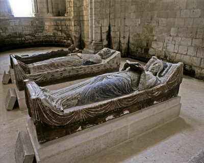 Grobowce Eleonory z Akwitanii (na pierwszym planie) (1122-1204), królowej H... autorstwa French School