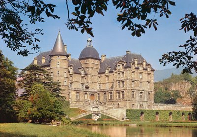 Widok na zamek Chateau de Vizille, zbudowany dla konstabla Lesdiguieres w latach 1611-19 autorstwa French School