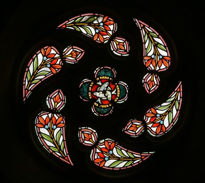 rozeta na zachodnim krańcu (witraż) autorstwa French School