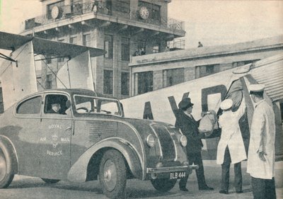 Ładowanie poczty na pokład liniowca Imperial Airways na lotnisku Croydon, c1936 c1937 autorstwa GPO