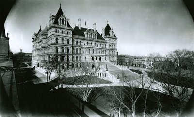 Budynek Kapitolu, Albany, Nowy Jork autorstwa G.P. Hall und Sohn