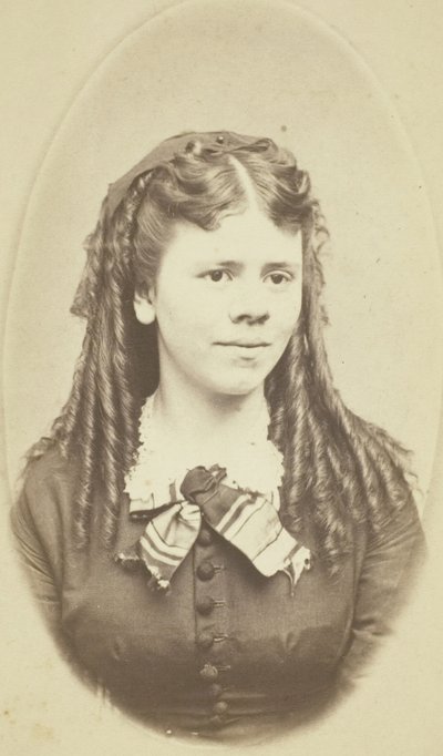 Portret kobiety bez tytułu, 185099. autorstwa G. C. Gilchrest