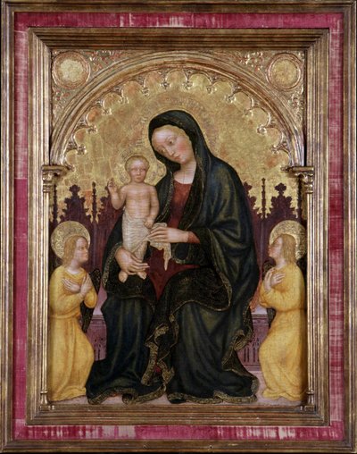 Intronizowana Madonna z Dzieciątkiem i Dwoma Aniołami autorstwa Gentile da Fabriano