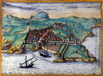 Widok na ufortyfikowane miasto Tangier i wybrzeże, Maroko. Trzy statki są zakotwiczone w pobliżu wybrzeża. W "Ciuitates orbis terrarum Liber primus", autorstwa Georgiusa Brauna i Franza Hohenberga, Kolonia 1582. autorstwa Georg Braun and Hogenberg Franz